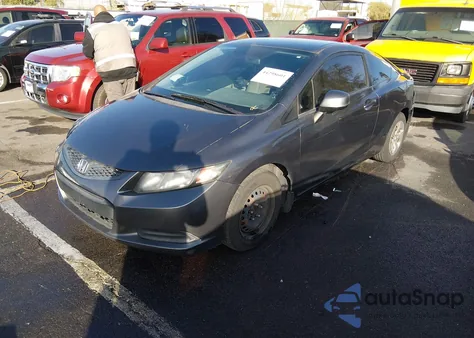 2013 Honda Civic Lx z USA, uszkodzony, nr VIN 2HGFG3B55DH515773